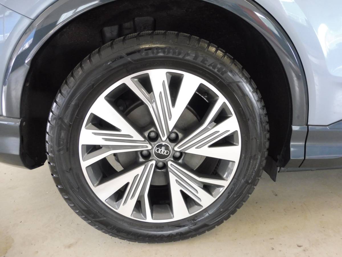 Audi Q4 e-tron Audi Q4 e-tron  SOH 91% 35 Launch edition Advanced 55 kWh LMV 19″| LED Matrix | Sportstoel | 1e eig | NL auto