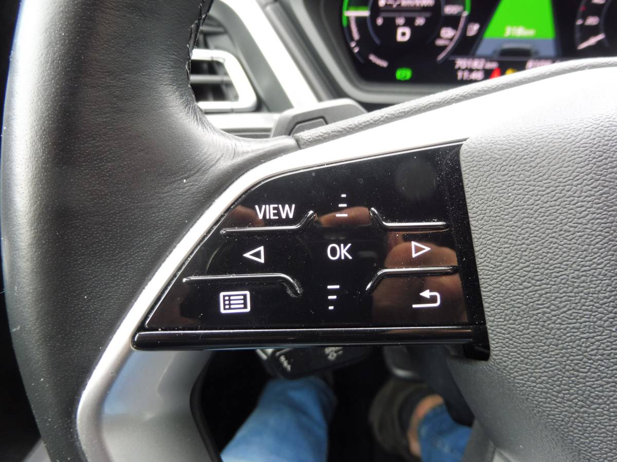 Audi Q4 e-tron Audi Q4 e-tron  SOH 91% 35 Launch edition Advanced 55 kWh LMV 19″| LED Matrix | Sportstoel | 1e eig | NL auto