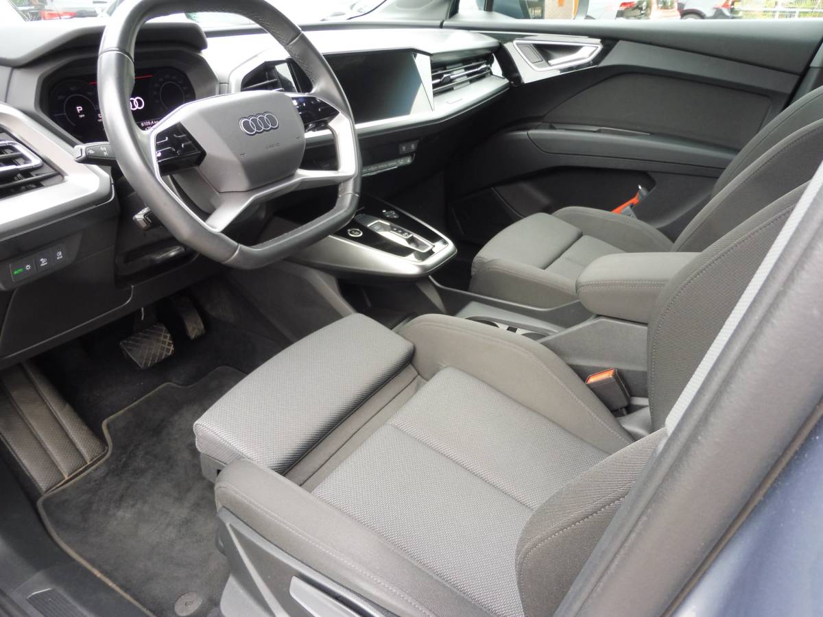 Audi Q4 e-tron Audi Q4 e-tron  SOH 91% 35 Launch edition Advanced 55 kWh LMV 19″| LED Matrix | Sportstoel | 1e eig | NL auto