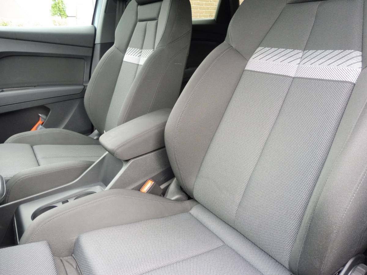 Audi Q4 e-tron Audi Q4 e-tron  SOH 91% 35 Launch edition Advanced 55 kWh LMV 19″| LED Matrix | Sportstoel | 1e eig | NL auto