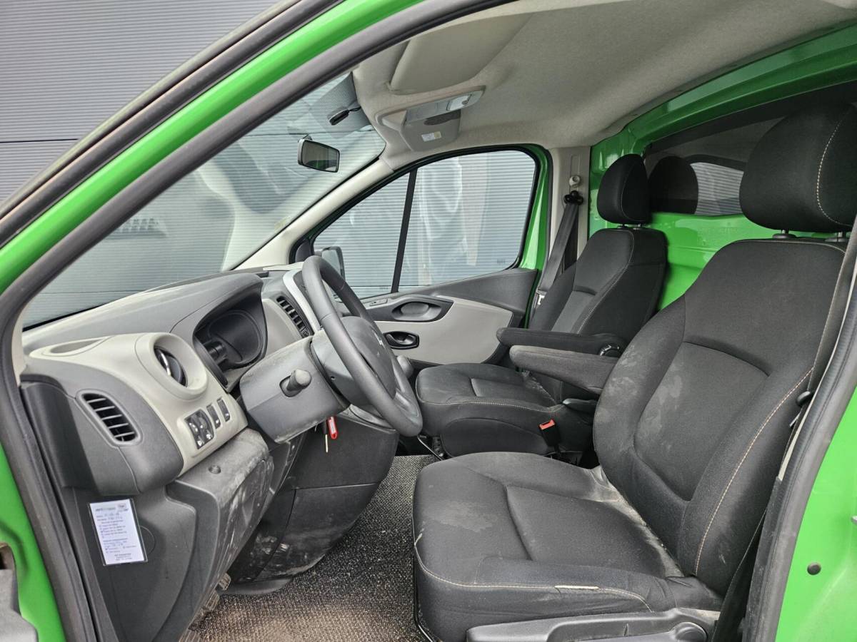 Renault Trafic Renault Trafic 1.6 dCi L2H1 Airco 120 PK trekh Goed ondh