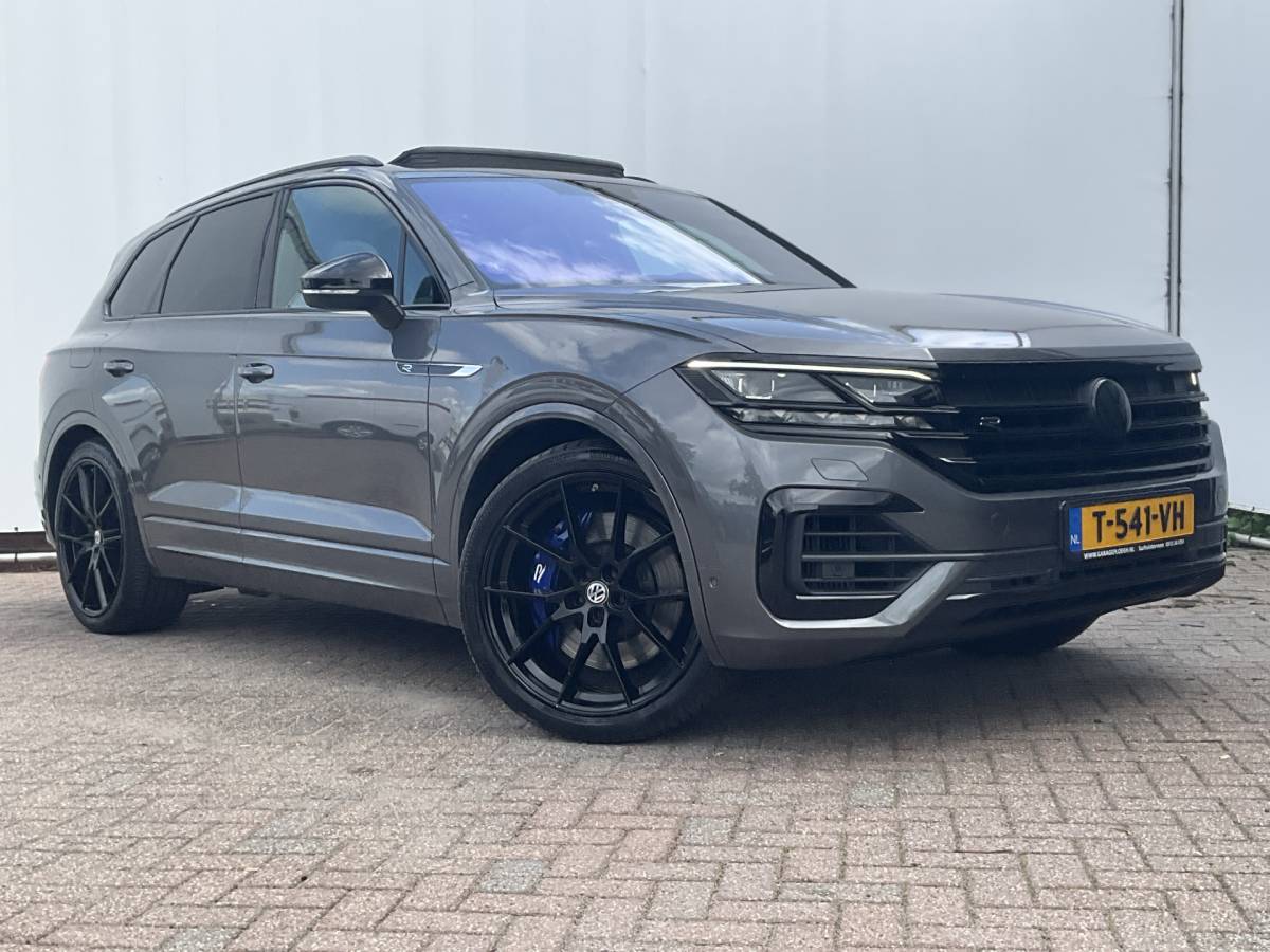 Volkswagen Touareg Volkswagen Touareg 3.0 TSI 4MOTION R 462PK PHEV Pano Elek.Trekhaak [3500KG] Luchtvering Matrix Memory VOL!