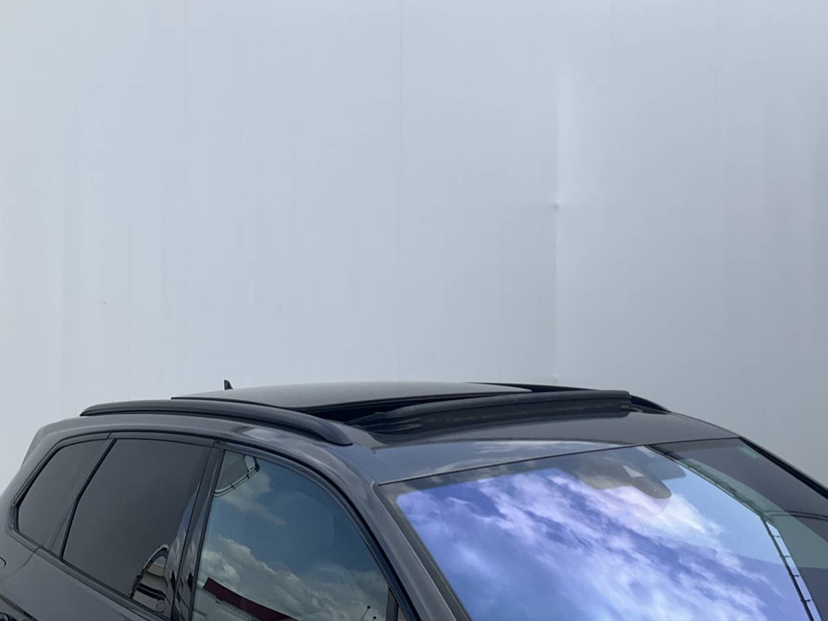 Volkswagen Touareg Volkswagen Touareg 3.0 TSI 4MOTION R 462PK PHEV Pano Elek.Trekhaak [3500KG] Luchtvering Matrix Memory VOL!