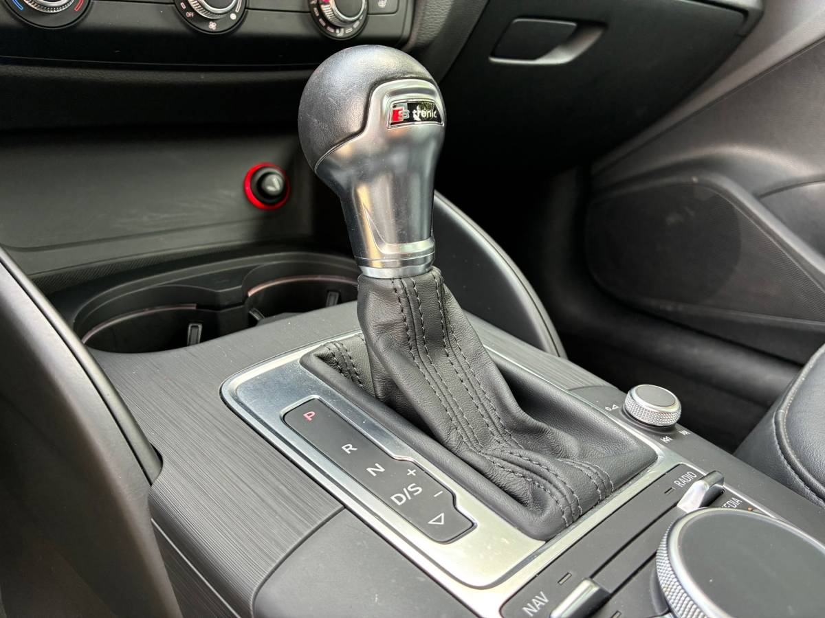 Audi A3 Audi A3 Sportback 1.4 TFSI CoD Ambiente Pro Line | Schuif/kantel dak + Automaat + Cruise + Airco nu € 14.975,-!!!