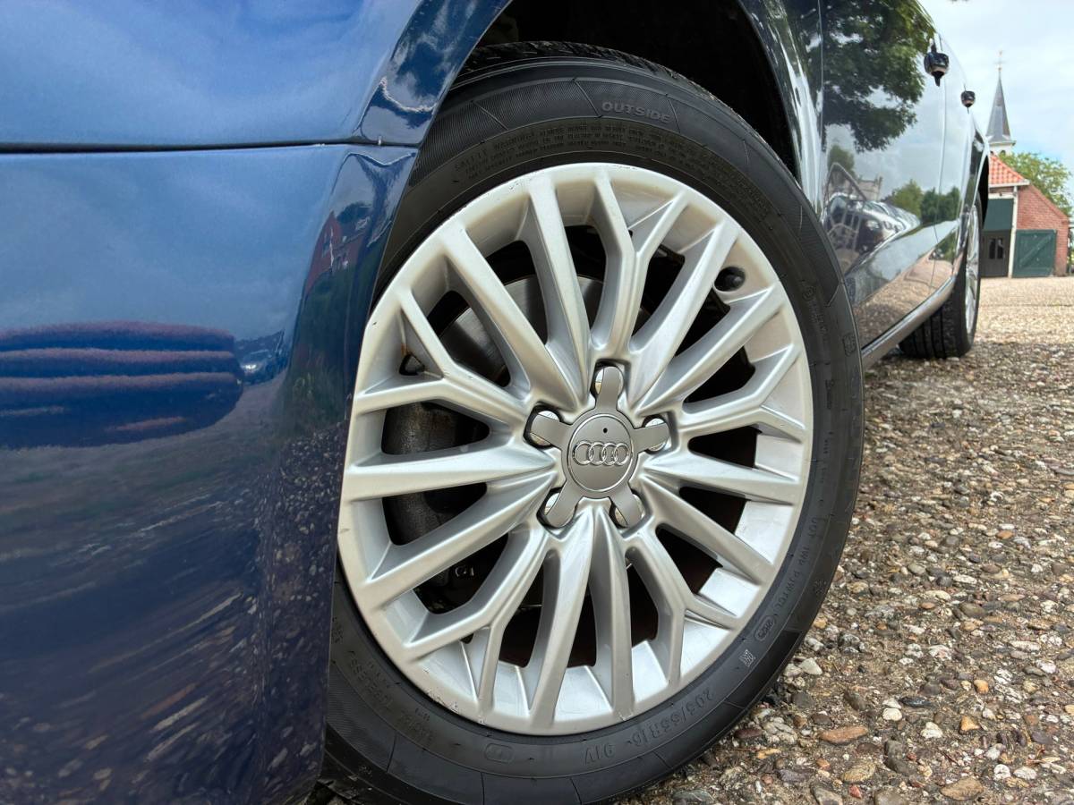 Audi A3 Audi A3 Sportback 1.4 TFSI CoD Ambiente Pro Line | Schuif/kantel dak + Automaat + Cruise + Airco nu € 14.975,-!!!