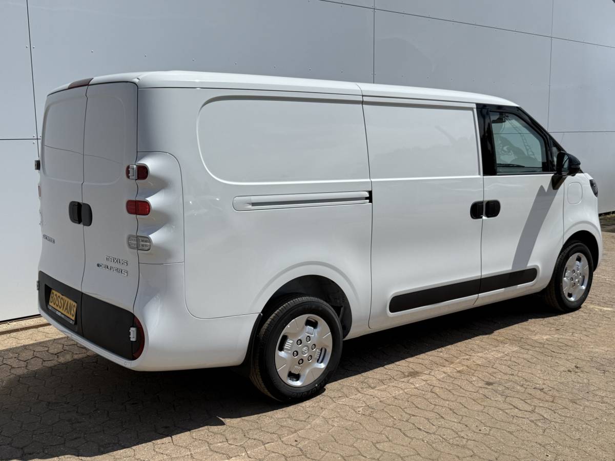 Maxus eDeliver5 Maxus eDeliver 5 64 kWh 163PK Elektrisch! L1H1 335KM WLTP 360° Camera Dubbele schuifdeuren Snelladen Climate control Cruise control Carplay Laadkabel Parkeersensoren