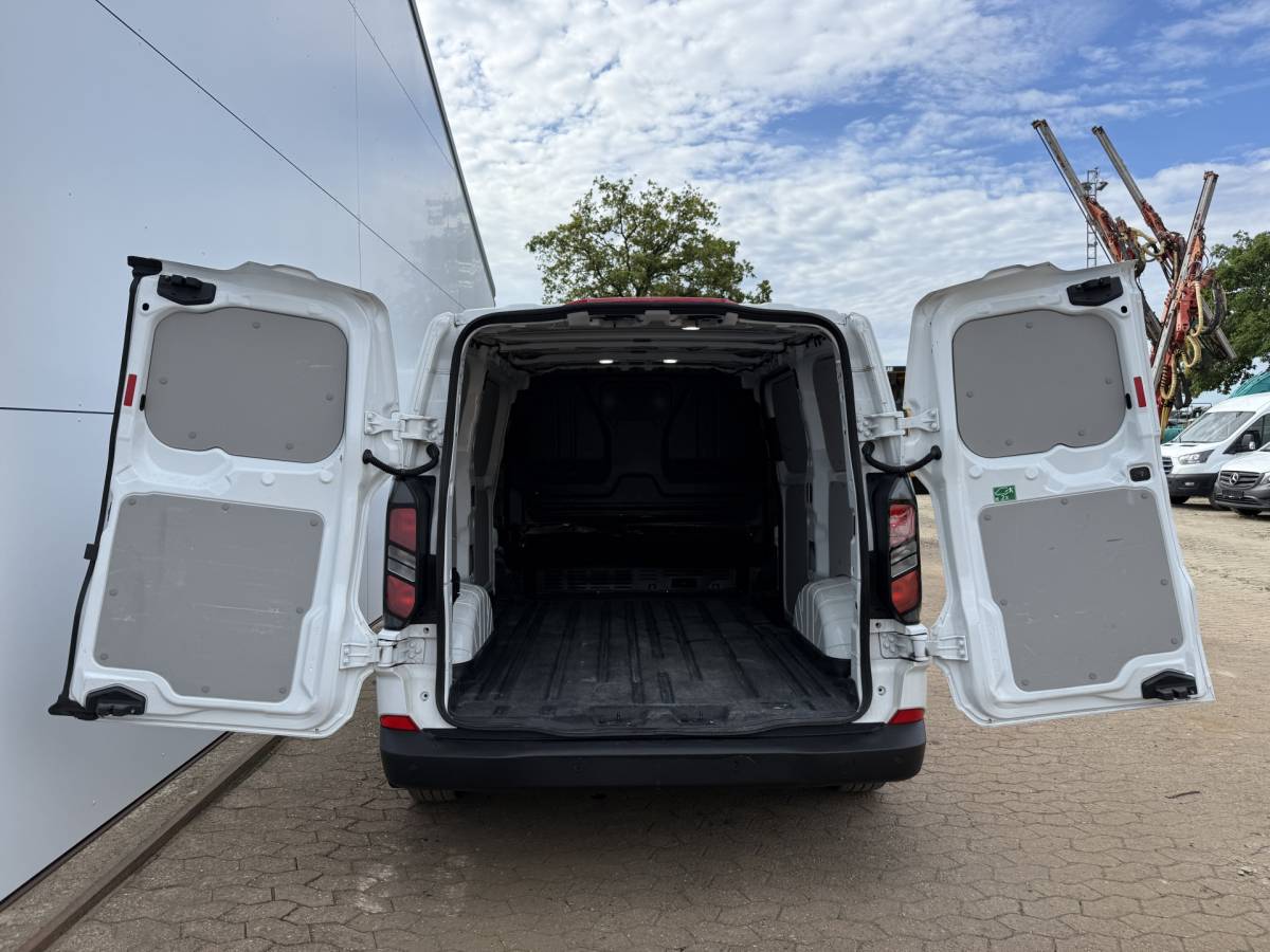 Ford Transit Custom Ford Transit Custom 2.0 136PK L1H1 LED Climate Control Cruise Control Carplay Camera Stoelverwarming