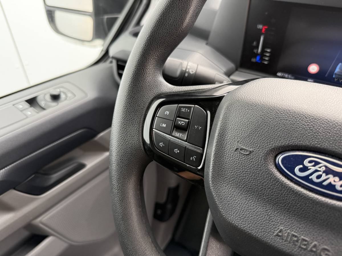 Ford Transit Custom Ford Transit Custom 2.0 136PK L1H1 LED Climate Control Cruise Control Carplay Camera Stoelverwarming