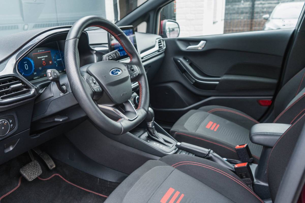 Ford Fiesta Ford Fiesta 1.0 EcoBoost Hybrid ST-Line / Automaat / LED / Winter Pack / B&O