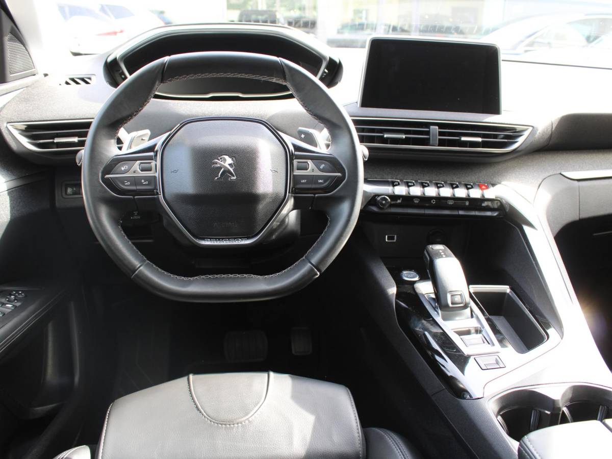 Peugeot 3008 Peugeot 3008 1.6 e-THP Allure | STOELVERWARMING | LEDEREN BEKLEDING | APPLE CARPLAY/ ANDROID AUTO | ADAPTIEVE CRUISE CONTROL |