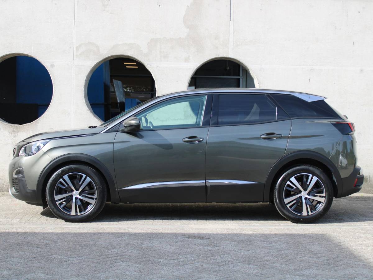 Peugeot 3008 Peugeot 3008 1.6 e-THP Allure | STOELVERWARMING | LEDEREN BEKLEDING | APPLE CARPLAY/ ANDROID AUTO | ADAPTIEVE CRUISE CONTROL |