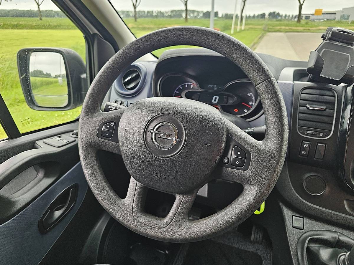 Opel Vivaro OPEL VIVARO 1.6