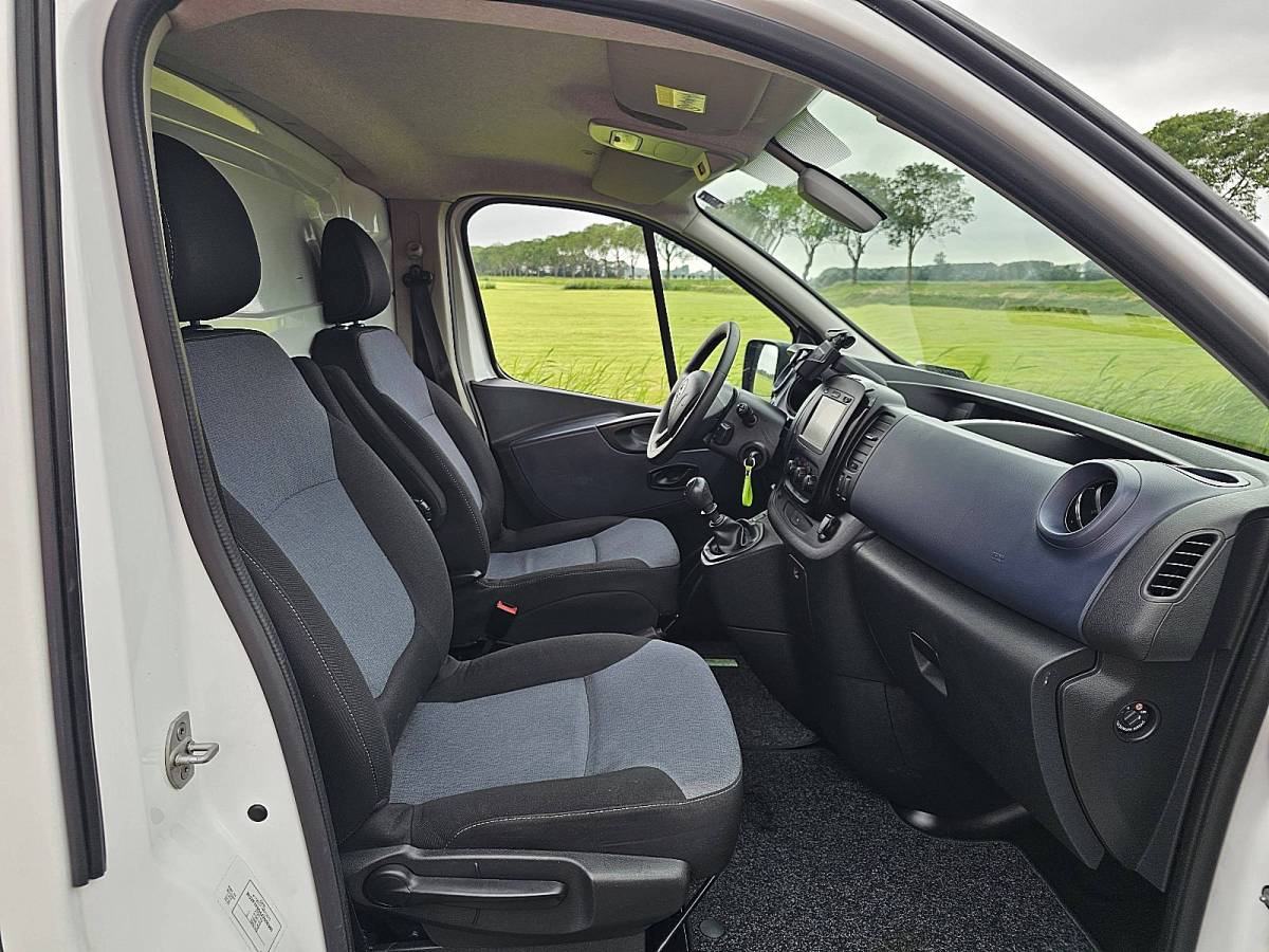 Opel Vivaro OPEL VIVARO 1.6