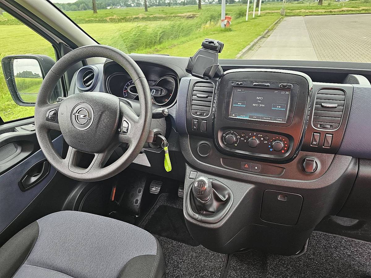 Opel Vivaro OPEL VIVARO 1.6