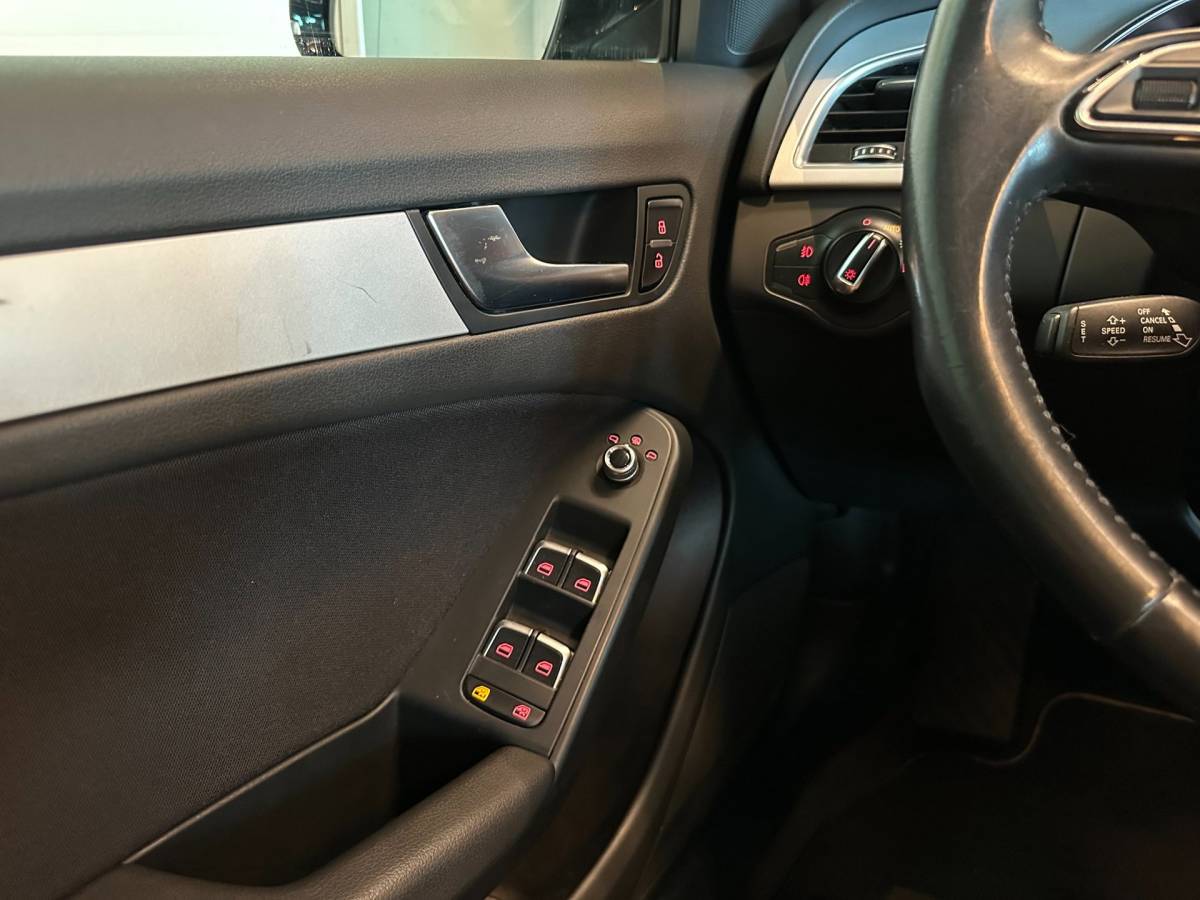 Audi A5 Audi A5 Sportback 1.8 TFSI AUTOMAAT SPORT EDITION S-LINE|CLIMA AIRCO|NAVIGATIE|TREKHAAK|XENON|CRUISE CONTROL|LM-VELG|BLUETOOTH|NAP