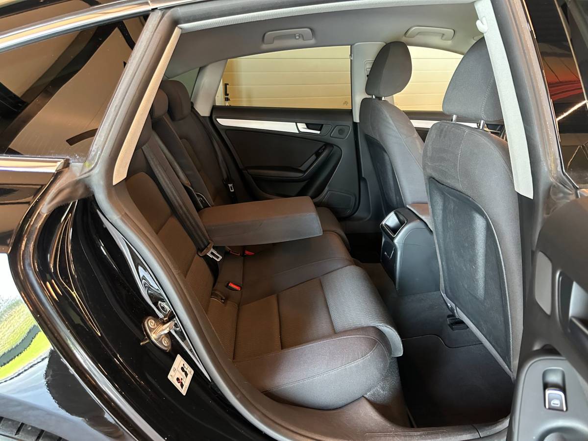 Audi A5 Audi A5 Sportback 1.8 TFSI AUTOMAAT SPORT EDITION S-LINE|CLIMA AIRCO|NAVIGATIE|TREKHAAK|XENON|CRUISE CONTROL|LM-VELG|BLUETOOTH|NAP