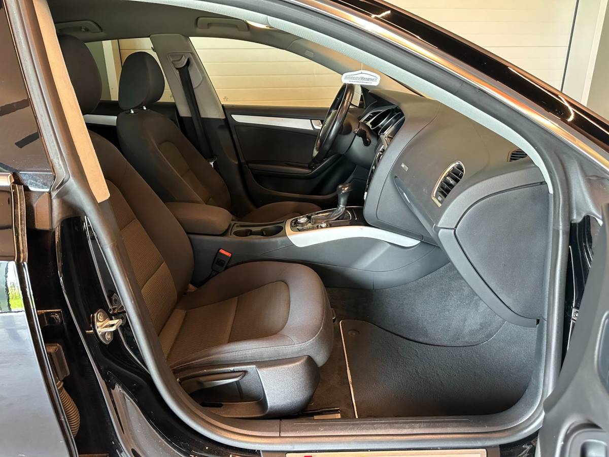 Audi A5 Audi A5 Sportback 1.8 TFSI AUTOMAAT SPORT EDITION S-LINE|CLIMA AIRCO|NAVIGATIE|TREKHAAK|XENON|CRUISE CONTROL|LM-VELG|BLUETOOTH|NAP