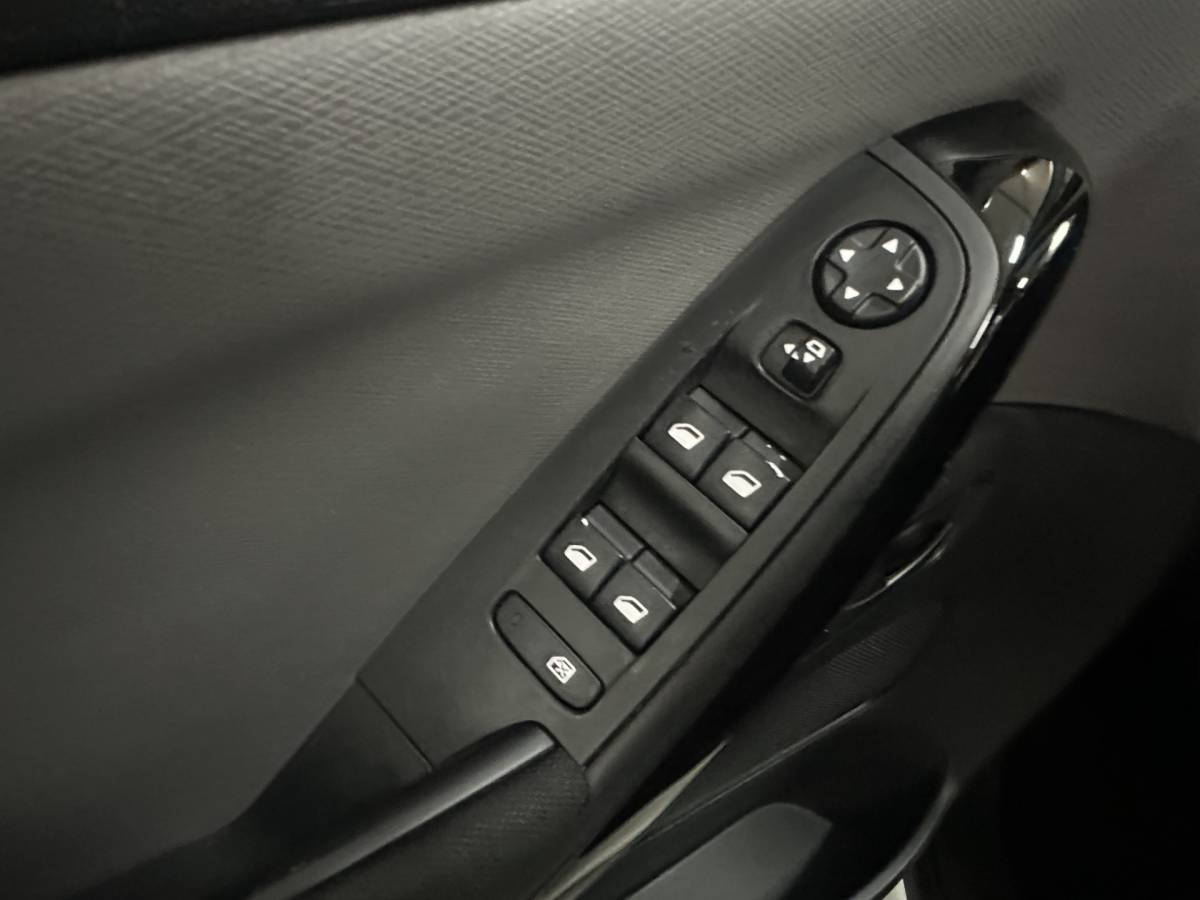 Citroën Grand C4 Spacetourer Citroën Grand C4 SpaceTourer 1.2 PureTech Business CLIMA /CRUISE / NAVI