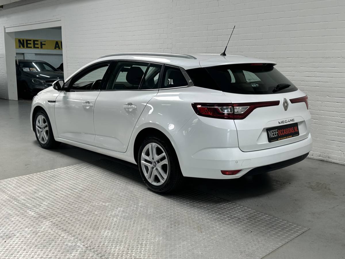 Renault Mégane Estate Renault Mégane Estate 1.2 TCe Bose CLIMA / CRUISE / NAVI  / Dealer onderhouden