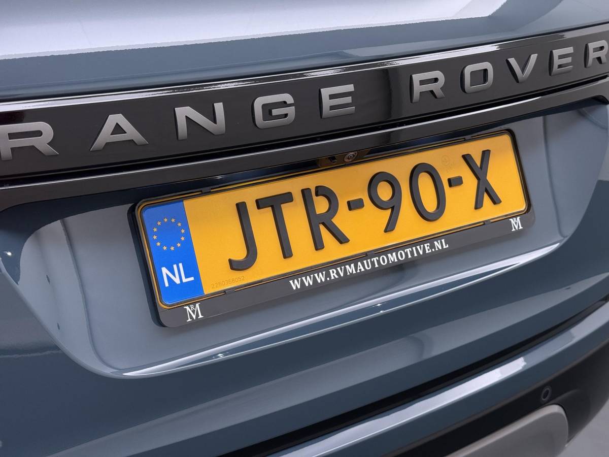 Land Rover Range Rover Evoque Land Rover Range Rover Evoque 2024 Model 1.5 P300e AWD R-Dynamic S NEW MODEL / FACELIFT PHEV 309 PK | UNIEK 8.000 KM | FABRIEKSGARANTIE t/m 26-02-2029 / 150.000 KM | DEALER ONDERHOUDEN | ADD. CRUISE | PANO DAK | ELEKTRISCHE STOEL MET GEHEUGEN | ELEKTRISCHE KOFFERBAK | CAMERA | RIJKLAAR PRIJS