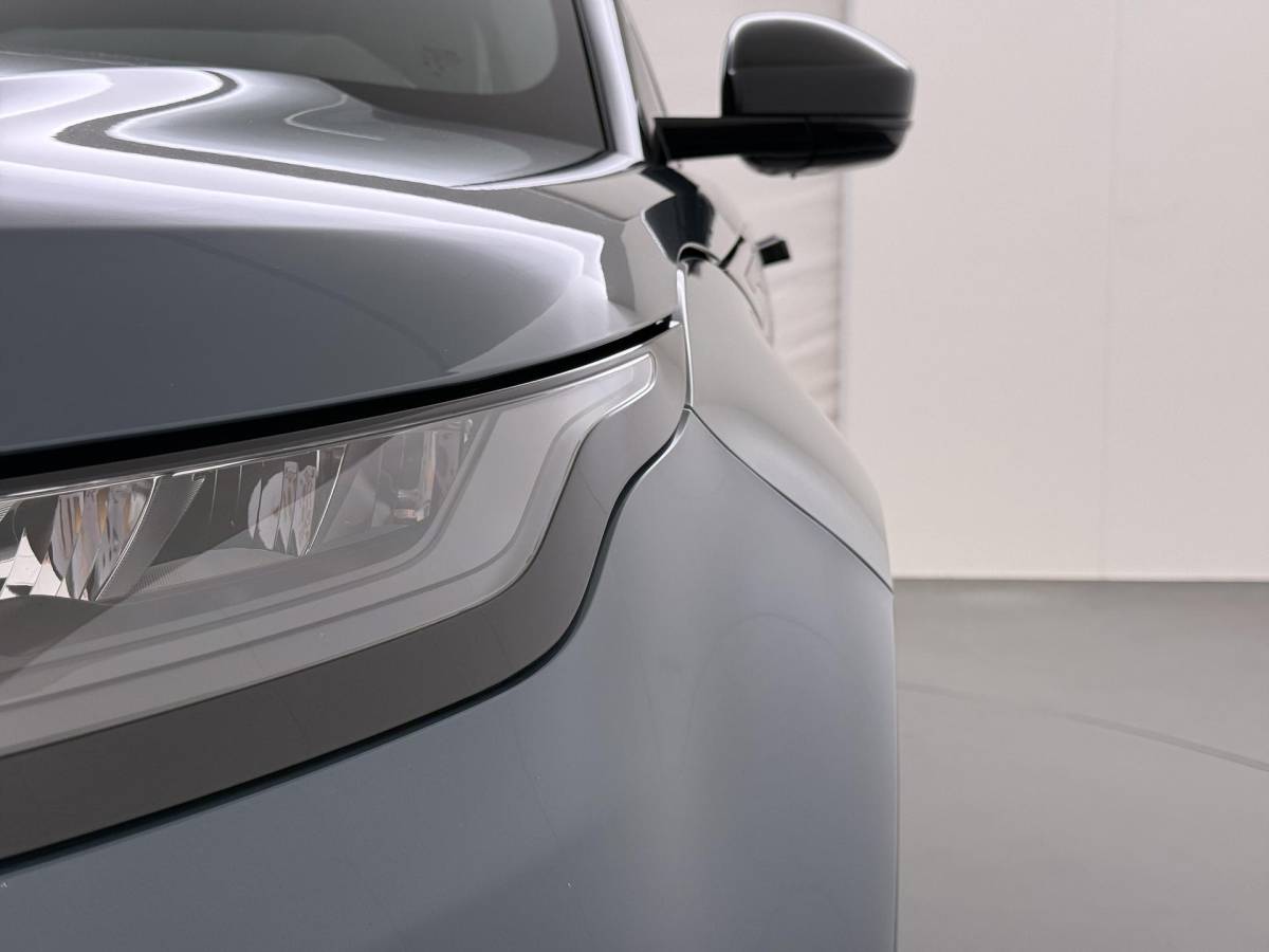 Land Rover Range Rover Evoque Land Rover Range Rover Evoque 2024 Model 1.5 P300e AWD R-Dynamic S NEW MODEL / FACELIFT PHEV 309 PK | UNIEK 8.000 KM | FABRIEKSGARANTIE t/m 26-02-2029 / 150.000 KM | DEALER ONDERHOUDEN | ADD. CRUISE | PANO DAK | ELEKTRISCHE STOEL MET GEHEUGEN | ELEKTRISCHE KOFFERBAK | CAMERA | RIJKLAAR PRIJS