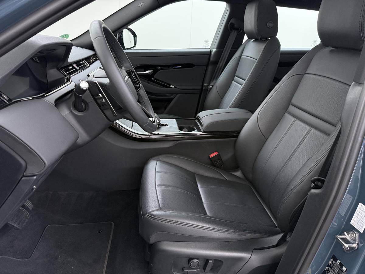 Land Rover Range Rover Evoque Land Rover Range Rover Evoque 2024 Model 1.5 P300e AWD R-Dynamic S NEW MODEL / FACELIFT PHEV 309 PK | UNIEK 8.000 KM | FABRIEKSGARANTIE t/m 26-02-2029 / 150.000 KM | DEALER ONDERHOUDEN | ADD. CRUISE | PANO DAK | ELEKTRISCHE STOEL MET GEHEUGEN | ELEKTRISCHE KOFFERBAK | CAMERA | RIJKLAAR PRIJS