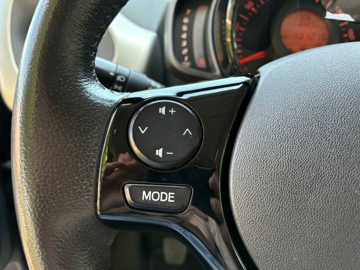 Toyota Aygo Toyota Aygo 1.0 VVT-i x-play | 5-Deurs + Airco nu € 6.750,-!!!