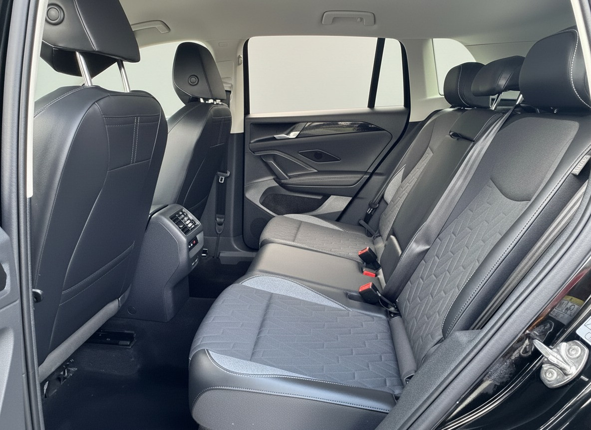 Volkswagen Tiguan Volkswagen Tiguan 1.5 eTSI DSG LIFE GOAL 360CAMERA/TREKHAAK/NAVI/SFEERVERL