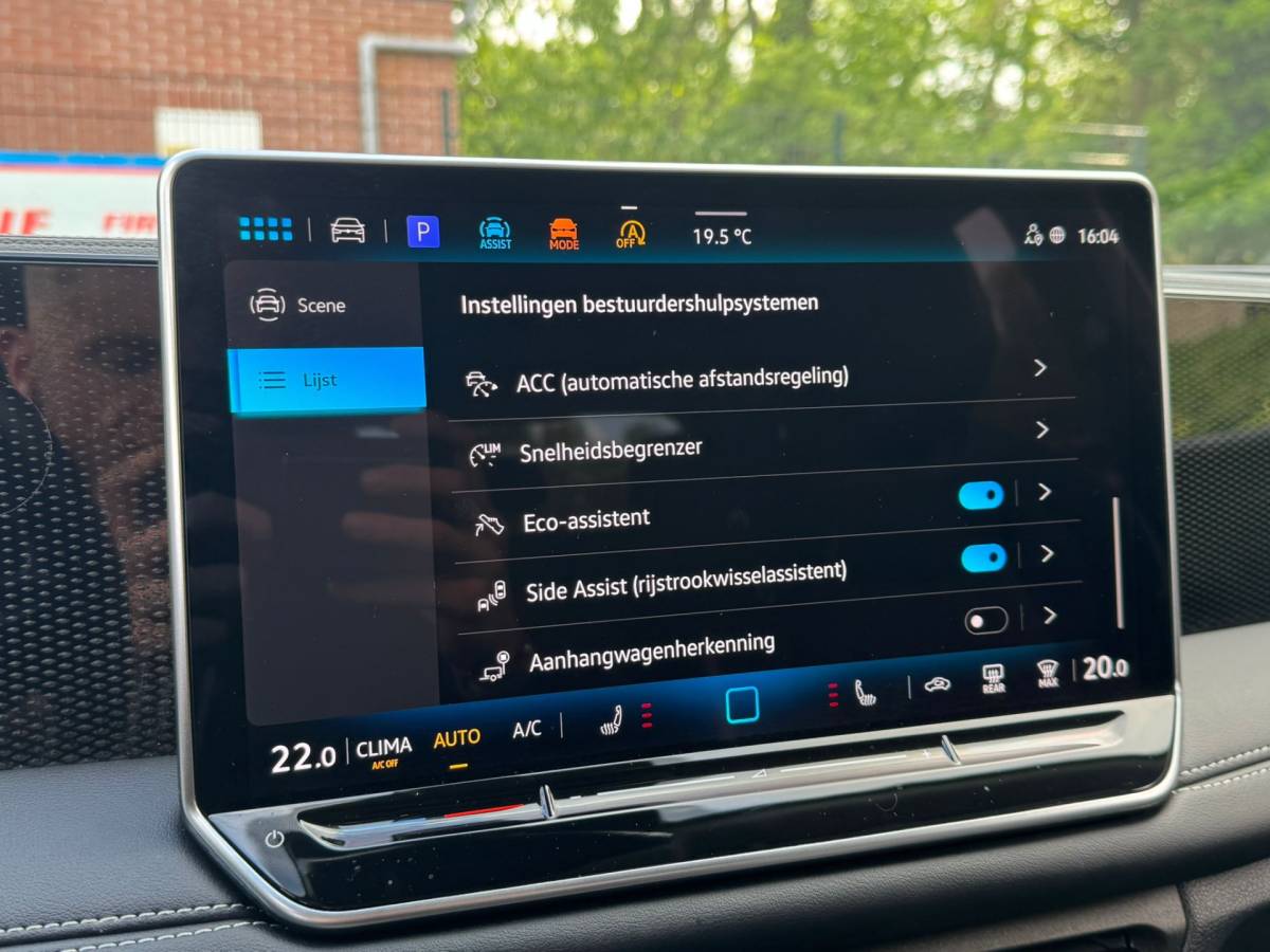 Volkswagen Tiguan Volkswagen Tiguan 1.5 eTSI DSG LIFE GOAL 360CAMERA/TREKHAAK/NAVI/SFEERVERL