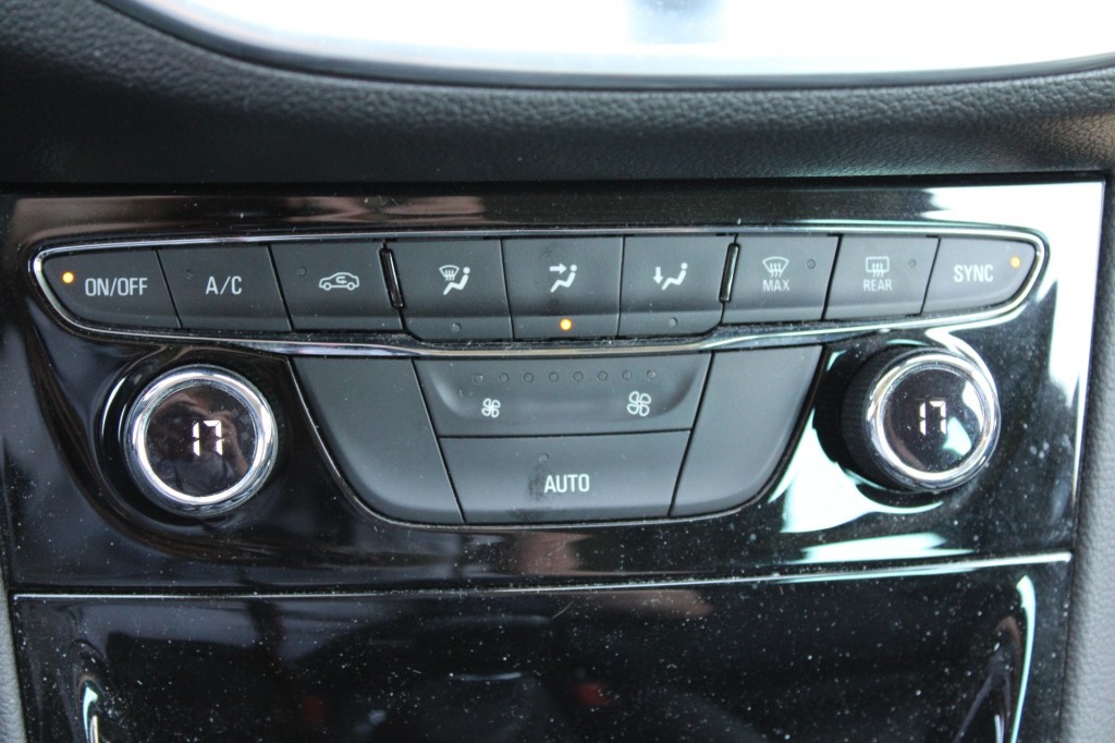 Opel Astra Opel Astra 1.4 Innovation 150pk. ECC/cruise/navi/radioDAB/PDC/camera/trekhaak