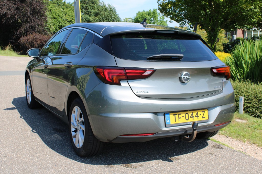Opel Astra Opel Astra 1.4 Innovation 150pk. ECC/cruise/navi/radioDAB/PDC/camera/trekhaak