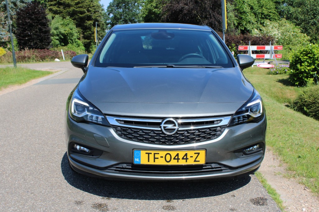 Opel Astra Opel Astra 1.4 Innovation 150pk. ECC/cruise/navi/radioDAB/PDC/camera/trekhaak