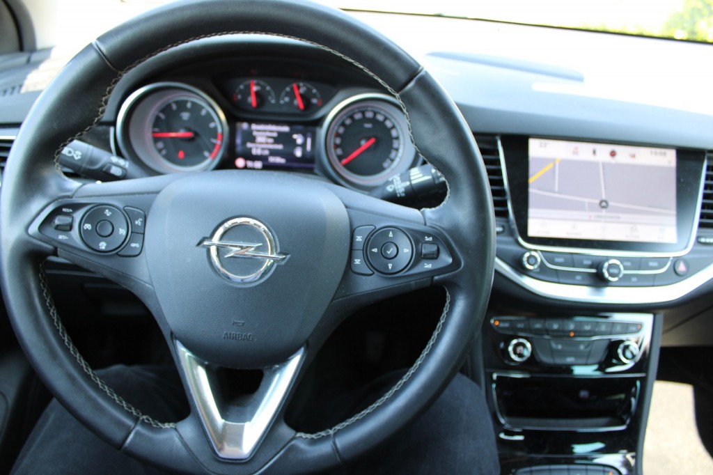 Opel Astra Opel Astra 1.4 Innovation 150pk. ECC/cruise/navi/radioDAB/PDC/camera/trekhaak