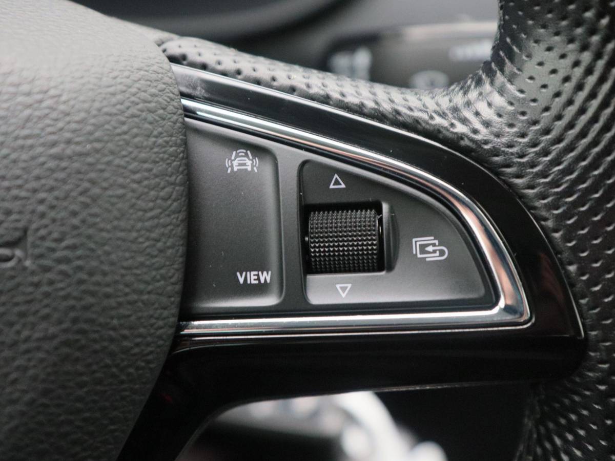 Škoda Octavia Škoda Octavia Combi 1.0 TSi 115 Pk Business Edition Plus | Camera | Stoel verwarming | Full LED | Navigatie | Cruise Control | Climatronic | 17 Inch | 142.689 Km !!