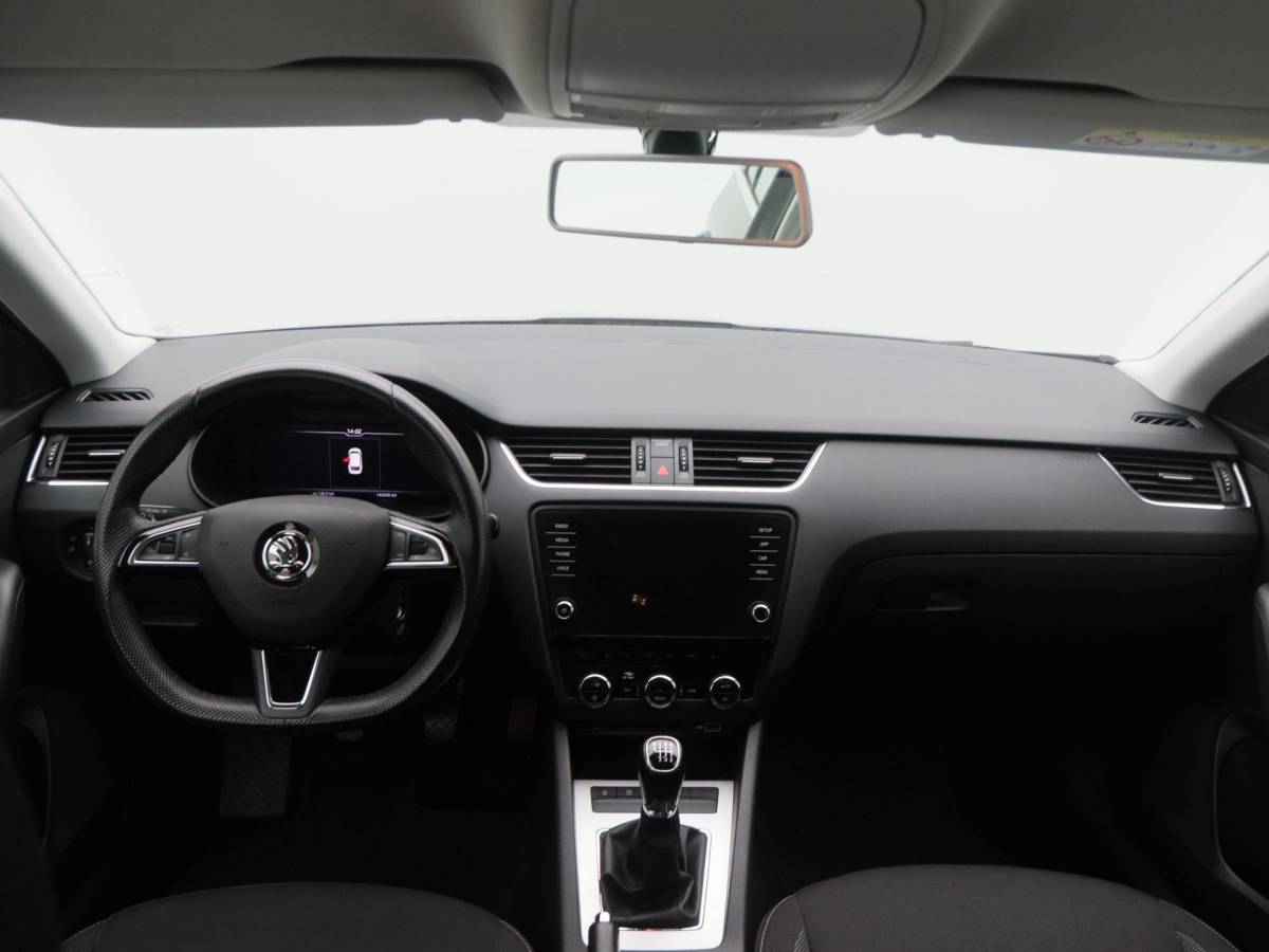 Škoda Octavia Škoda Octavia Combi 1.0 TSi 115 Pk Business Edition Plus | Camera | Stoel verwarming | Full LED | Navigatie | Cruise Control | Climatronic | 17 Inch | 142.689 Km !!