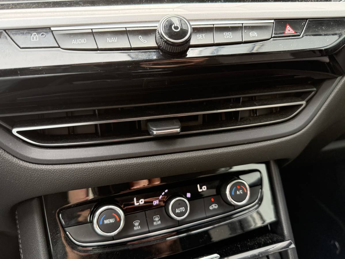 Opel Grandland Opel Grandland BWJ 2022 1.2 131 PK  Turbo GS Line AUTOMAAT | FULL LED | 360 CAMERA | CARPLAY + ANDROID | DAB + | NAVI | CLIMA | CRUISE | LMV | PDC