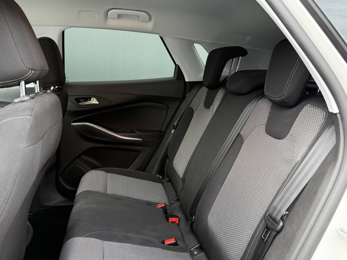 Opel Grandland Opel Grandland BWJ 2022 1.2 131 PK  Turbo GS Line AUTOMAAT | FULL LED | 360 CAMERA | CARPLAY + ANDROID | DAB + | NAVI | CLIMA | CRUISE | LMV | PDC