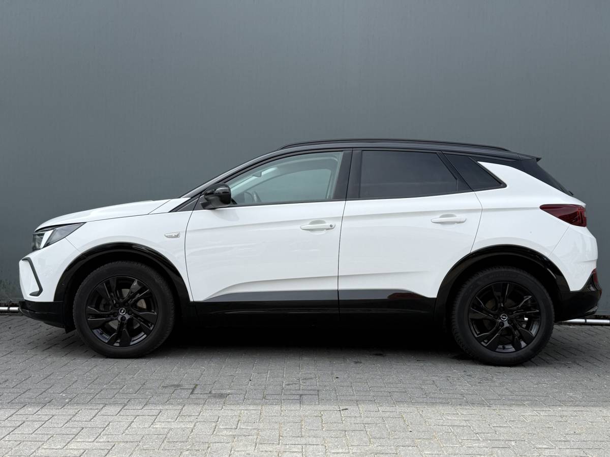 Opel Grandland Opel Grandland BWJ 2022 1.2 131 PK  Turbo GS Line AUTOMAAT | FULL LED | 360 CAMERA | CARPLAY + ANDROID | DAB + | NAVI | CLIMA | CRUISE | LMV | PDC