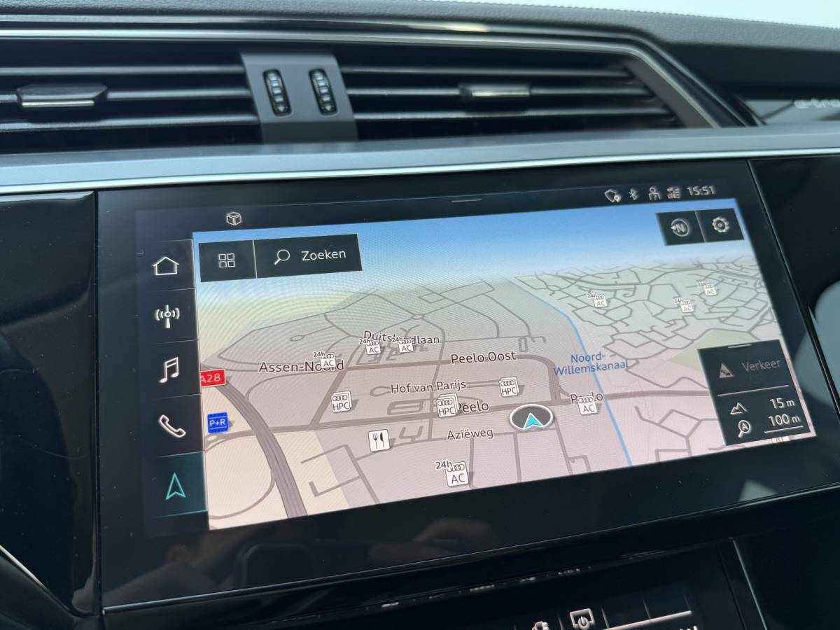 Audi Q8 e-tron Audi Q8 e-tron BWJ 2023 50 quattro340 PK  Edition 95 kWh TREKHAAK | PANO | LEDER | FULL LED | STOELVER. | DAB + | CARPLAY + ANDROID | NAVI | CLIMA | CRUISE | LMV | PDC