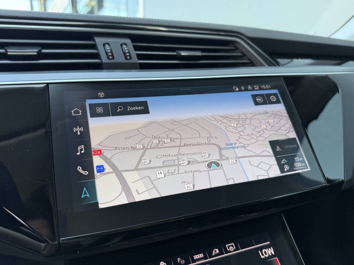 Audi Q8 e-tron Audi Q8 e-tron BWJ 2023 50 quattro340 PK  Edition 95 kWh TREKHAAK | PANO | LEDER | FULL LED | STOELVER. | DAB + | CARPLAY + ANDROID | NAVI | CLIMA | CRUISE | LMV | PDC