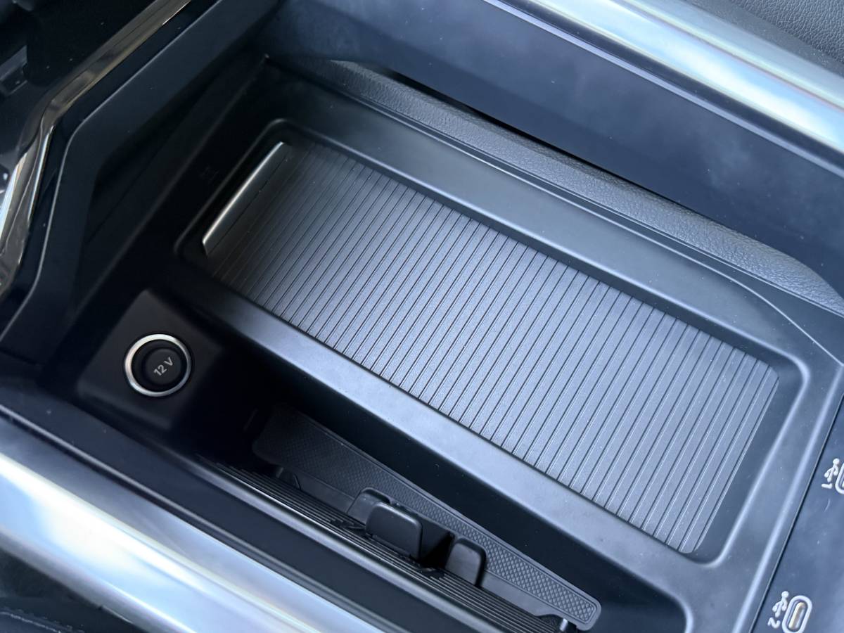 Audi Q8 e-tron Audi Q8 e-tron BWJ 2023 50 quattro340 PK  Edition 95 kWh TREKHAAK | PANO | LEDER | FULL LED | STOELVER. | DAB + | CARPLAY + ANDROID | NAVI | CLIMA | CRUISE | LMV | PDC