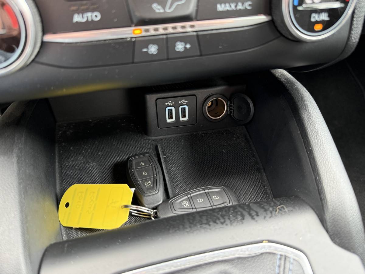 Ford Focus Ford Focus Wagon BWJ 2021 1.0 EcoBoost Hybrid 124 PK  Active Business FULL LED | CAMERA | KEYLESS | CARPLAY + ANDROID | NAVI | CLIMA | CRUISE | LMV | PDC
