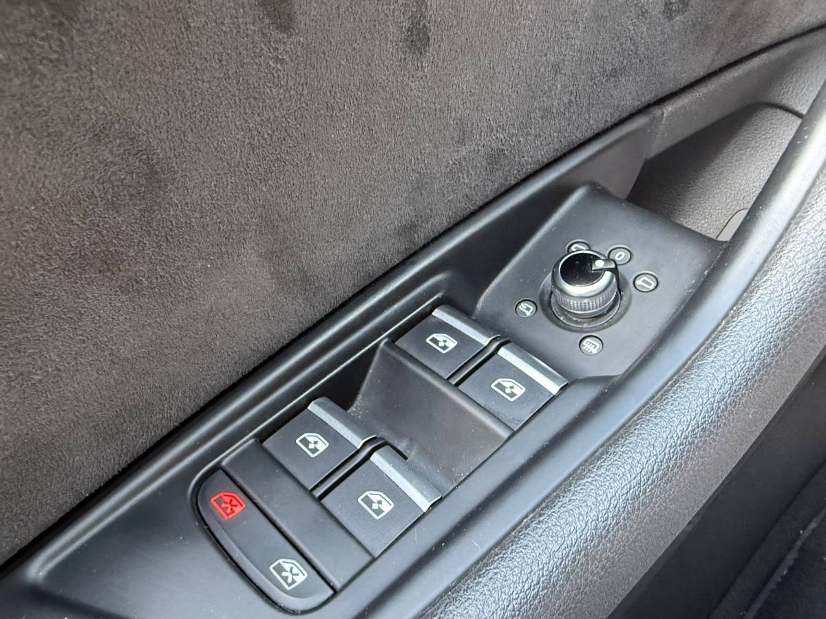 Audi A4 Audi A4 Avant BWJ 2017 3.0 TFSI S4 quattro 354 PK  Pro Line Plus V6 AUTOMAAT | TREKHAAK | FULL LED | ADAPTIVE CRUISE | STOELVERW. | HEAD-UP DISPLAY | CAMERA | HALF LEDER | ELEKTR. ACHTERKLEP | NAVI | CLIMA | LMV | PDC