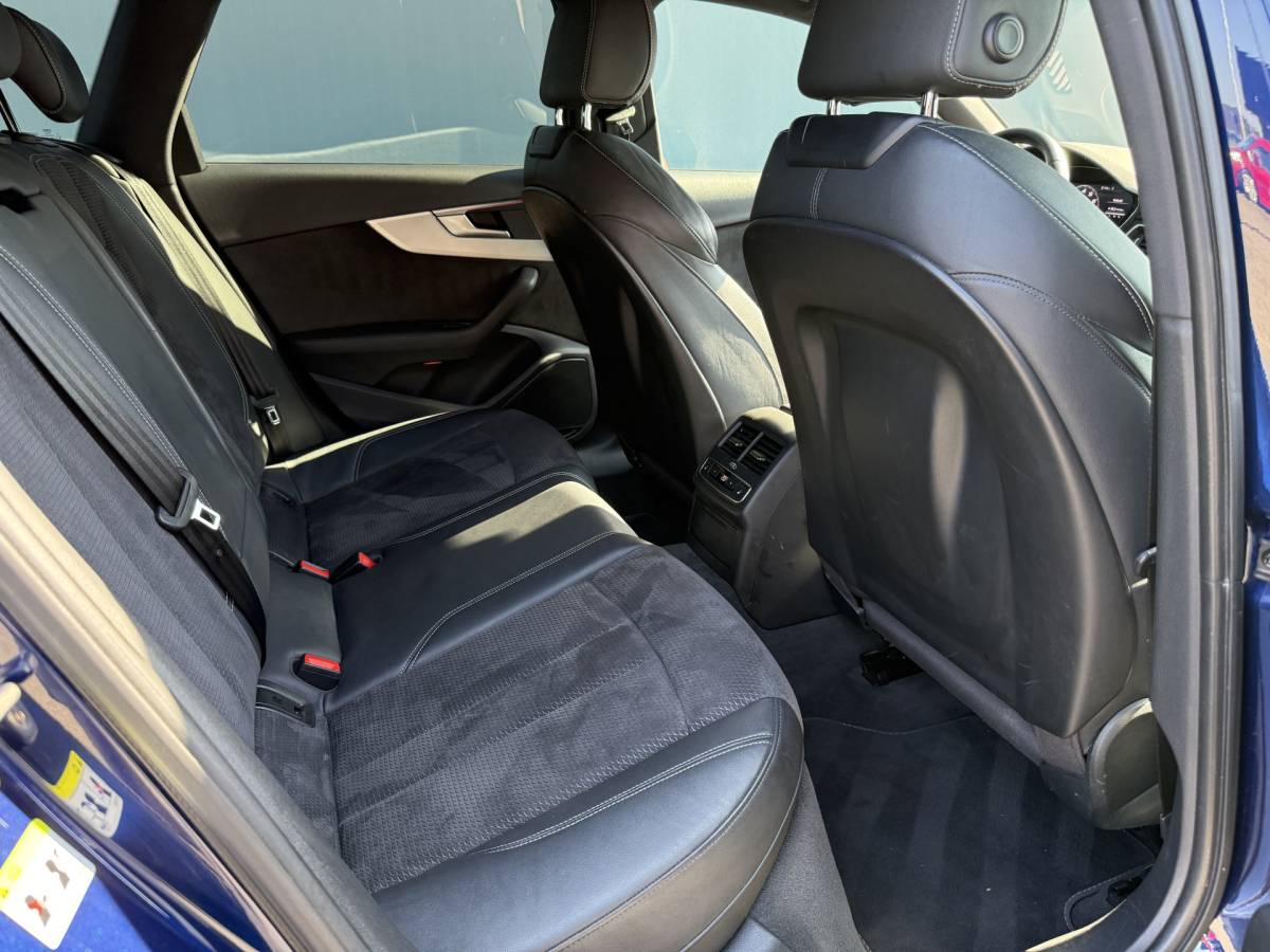 Audi A4 Audi A4 Avant BWJ 2017 3.0 TFSI S4 quattro 354 PK  Pro Line Plus V6 AUTOMAAT | TREKHAAK | FULL LED | ADAPTIVE CRUISE | STOELVERW. | HEAD-UP DISPLAY | CAMERA | HALF LEDER | ELEKTR. ACHTERKLEP | NAVI | CLIMA | LMV | PDC