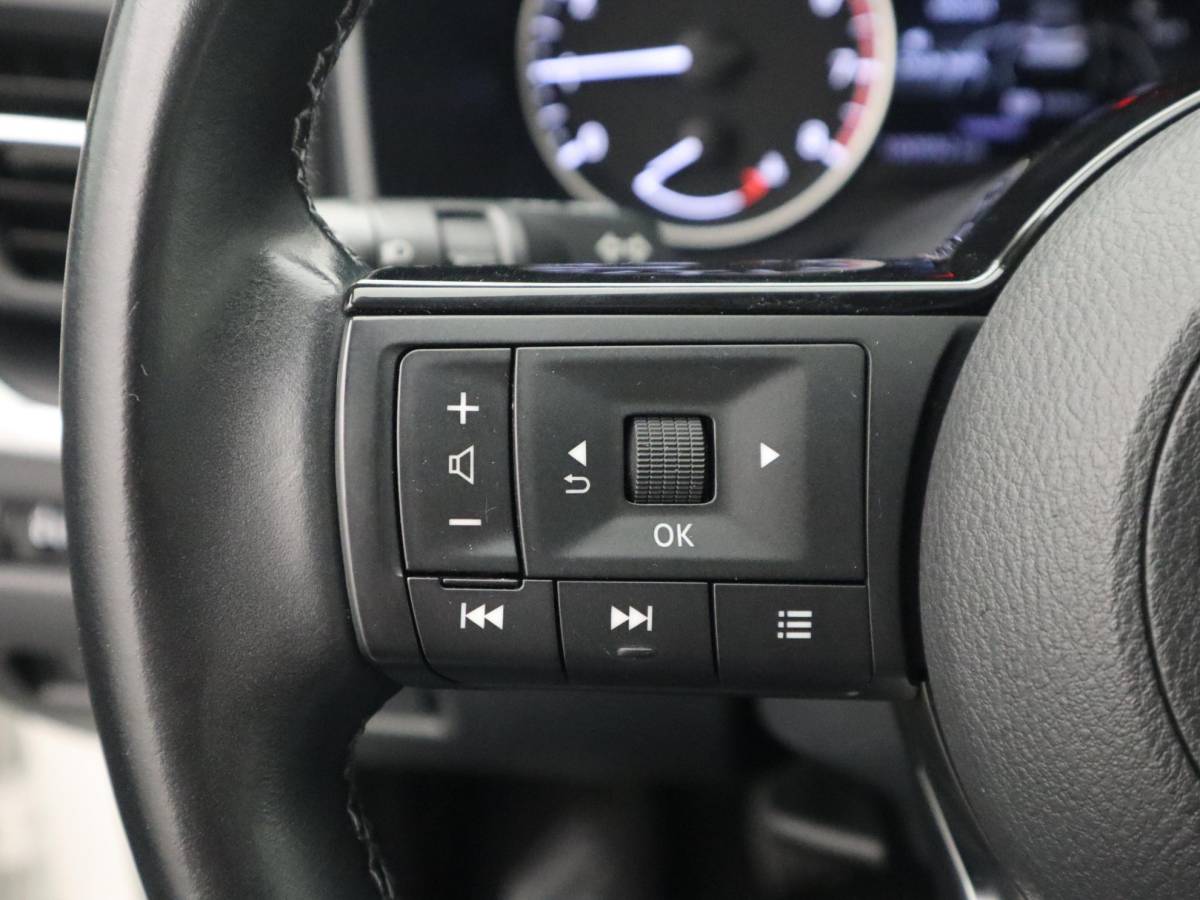 Nissan QASHQAI Nissan Qashqai 1.3 MHEV Business Access PARELMOER / CAMERA / CARPLAY / CLIMA / PDC / BLUETOOTH / ACC / NL-AUTO