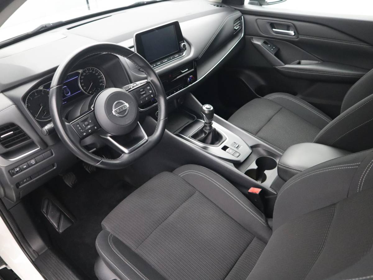 Nissan QASHQAI Nissan Qashqai 1.3 MHEV Business Access PARELMOER / CAMERA / CARPLAY / CLIMA / PDC / BLUETOOTH / ACC / NL-AUTO