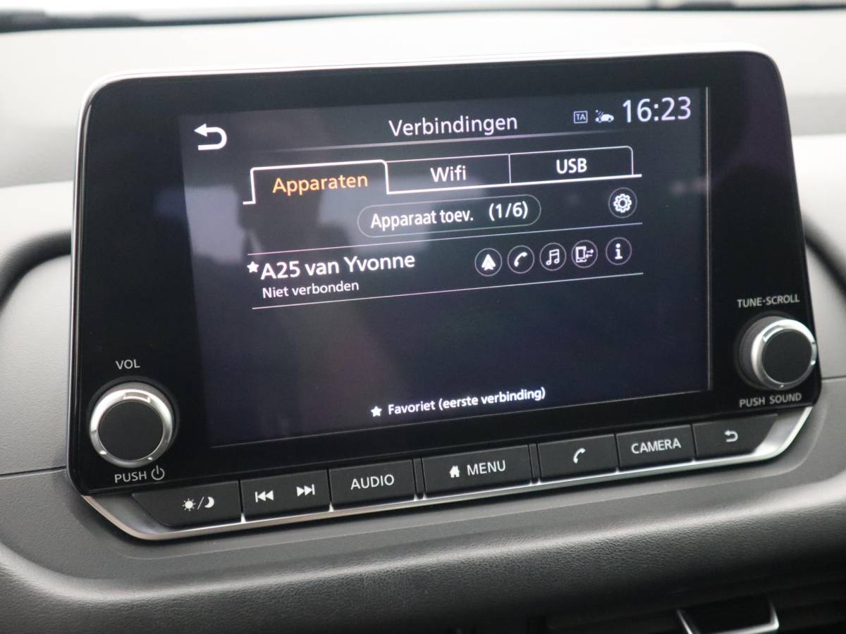 Nissan QASHQAI Nissan Qashqai 1.3 MHEV Business Access PARELMOER / CAMERA / CARPLAY / CLIMA / PDC / BLUETOOTH / ACC / NL-AUTO