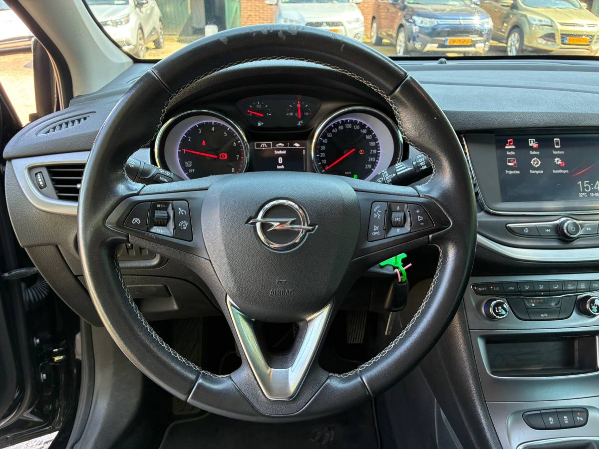 Opel Astra Opel Astra Sports Tourer 1.0 Turbo 120 Jaar Edition | Navi + Clima + Cruise nu €7.975,-!!