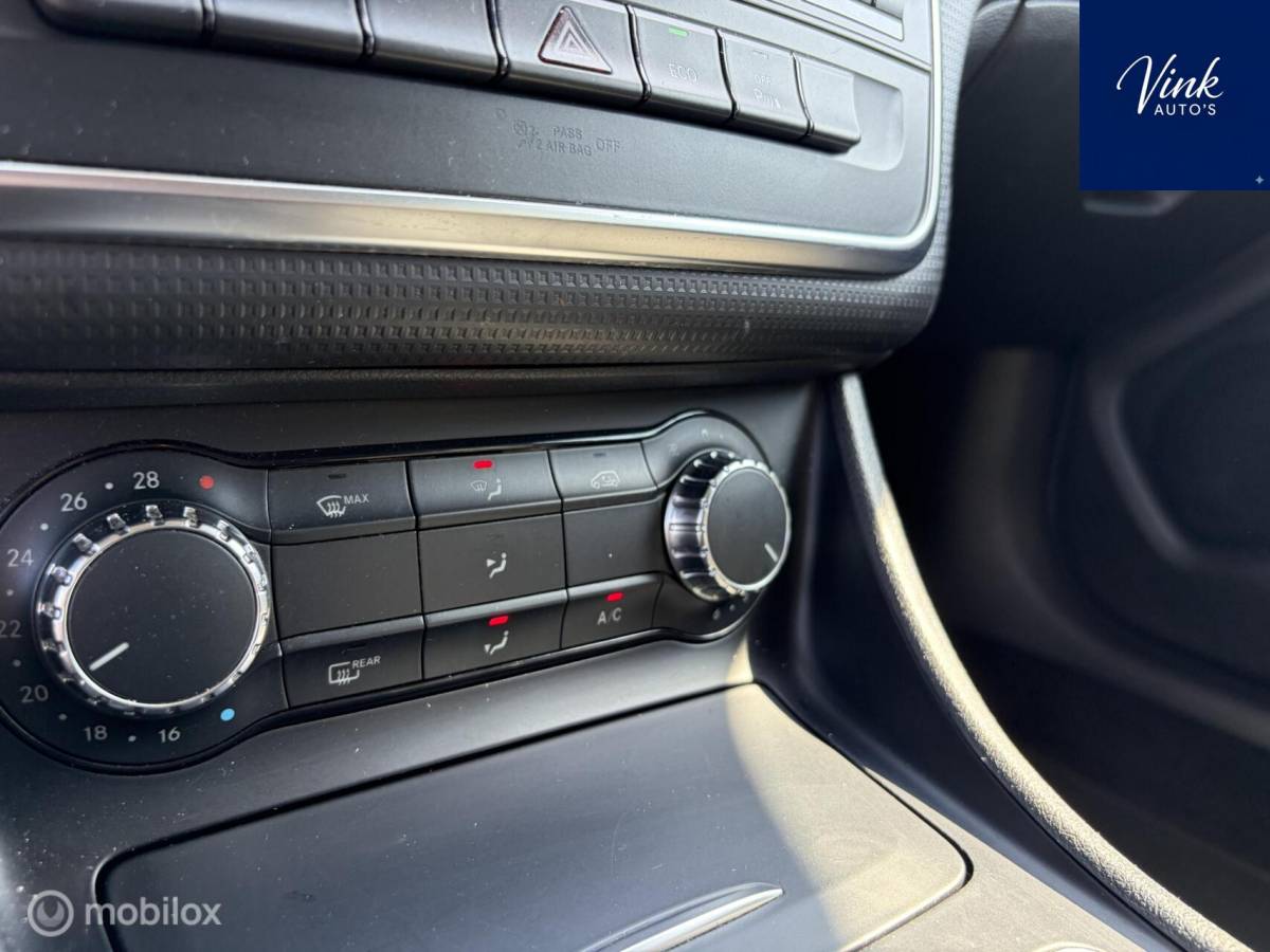 Mercedes-Benz A-Klasse Mercedes A-klasse 180 Edition |Navigatie | LM Sportvelgen | Climate & Cruise Control | Privacy glass