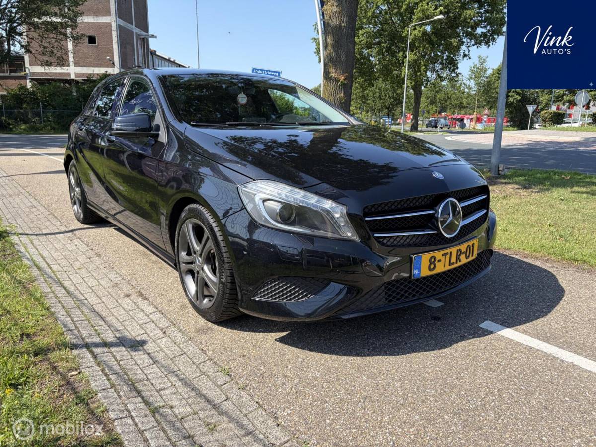 Mercedes-Benz A-Klasse Mercedes A-klasse 180 Edition |Navigatie | LM Sportvelgen | Climate & Cruise Control | Privacy glass
